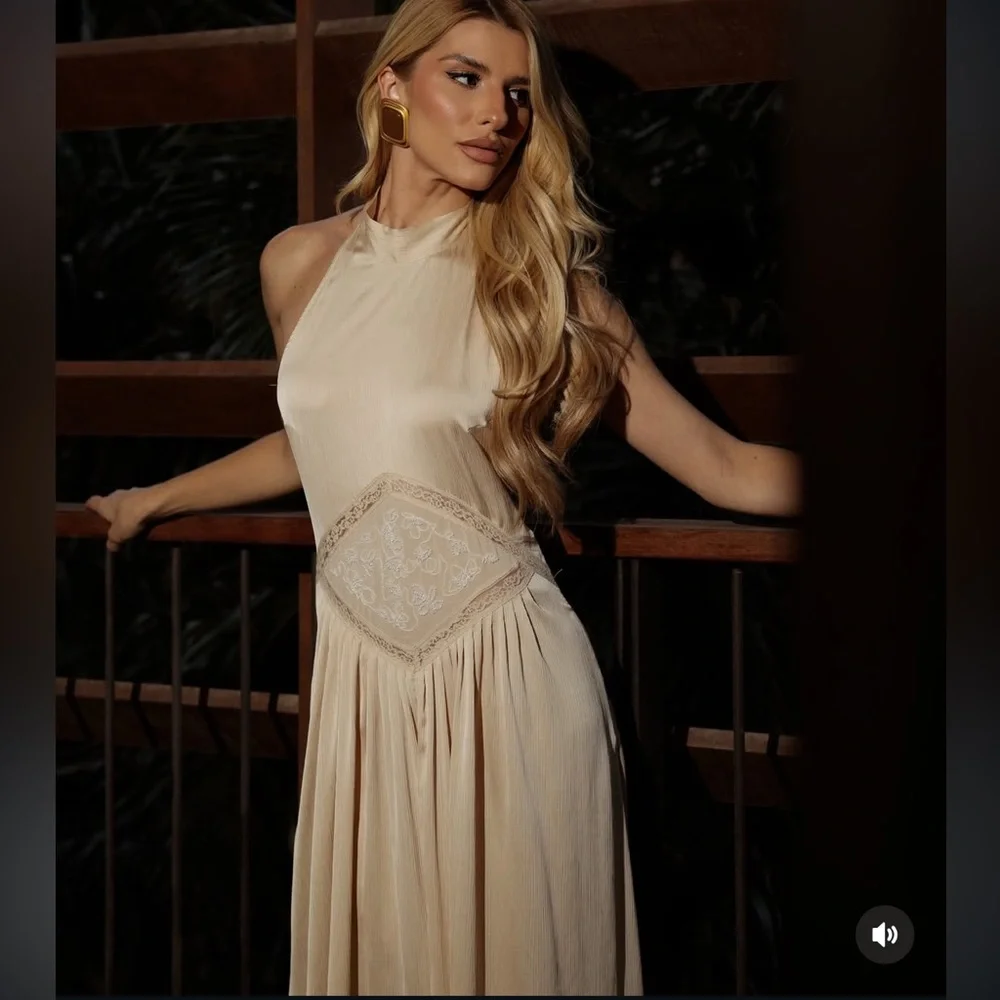 🆕(NWT) ZARA **VIRAL** Embroidered & Sequin Satin Midi/Maxi Dress. Size MEDIUM - Picture 7 of 16